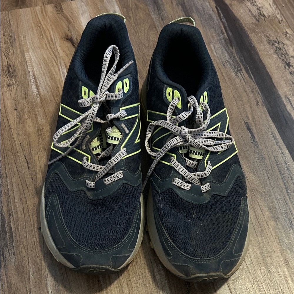New Balance 410 Trail Running Shoes